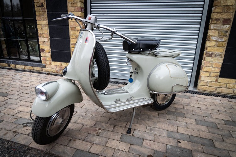 1971 Piaggio Vespa Image 1